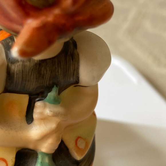 Hummel Goebel Vintage Figurine #47 “Goose Girl” - Picture 13 of 16